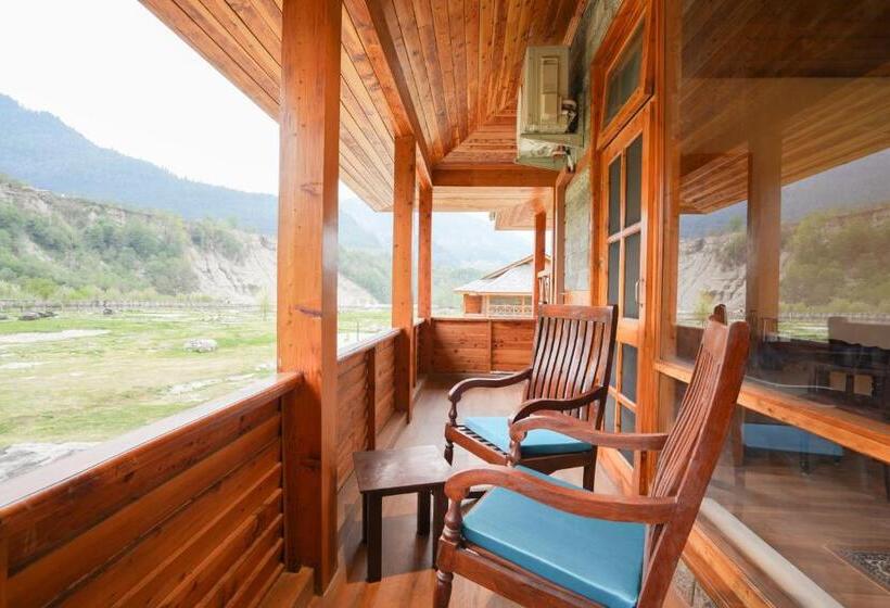 デラックスルーム, Ezzenza Swarg By Beas Golf Resort   Devlok Manali