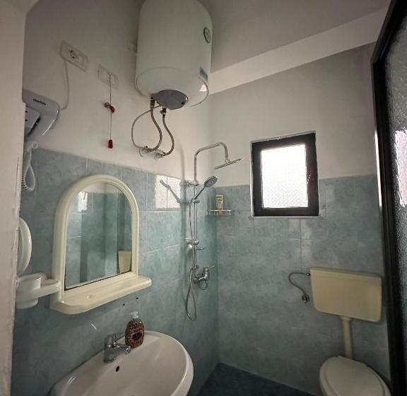 Номер Стандарт Трехместный, Vogue Rooms