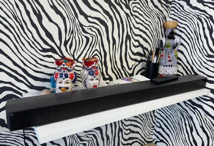 اتاق لوکس, Wgrb&b