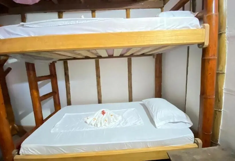 エコノミールーム, Posada Mama Nati, Arusí