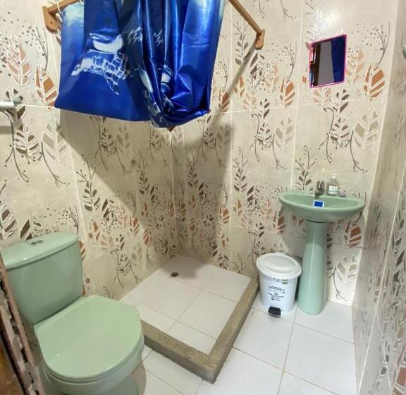 이코노미 룸, Posada Mama Nati, Arusí