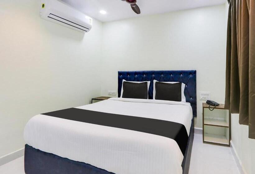 اتاق کلاسیک سه تخته, Collection O Sri Narmada Grand