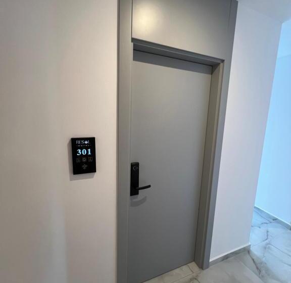 带阳台的豪华间, Resol Hotel 2