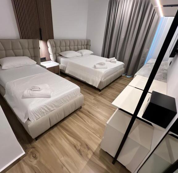 豪华三人间, Resol Hotel 2