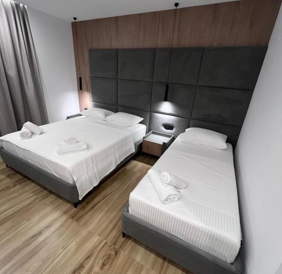 豪华三人间, Resol Hotel 2