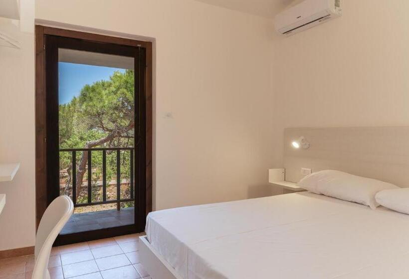 Lüks Üç Kişilik Oda, Q Resort