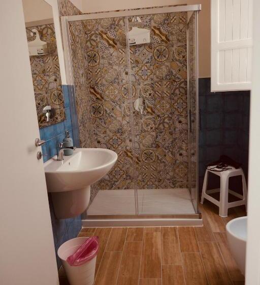 اتاق لوکس, Residence Prato