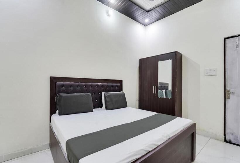Номер Стандарт, Oyo Hotel R.r  A Highway Inn