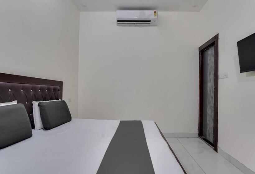 Номер Стандарт, Oyo Hotel R.r A Highway Inn