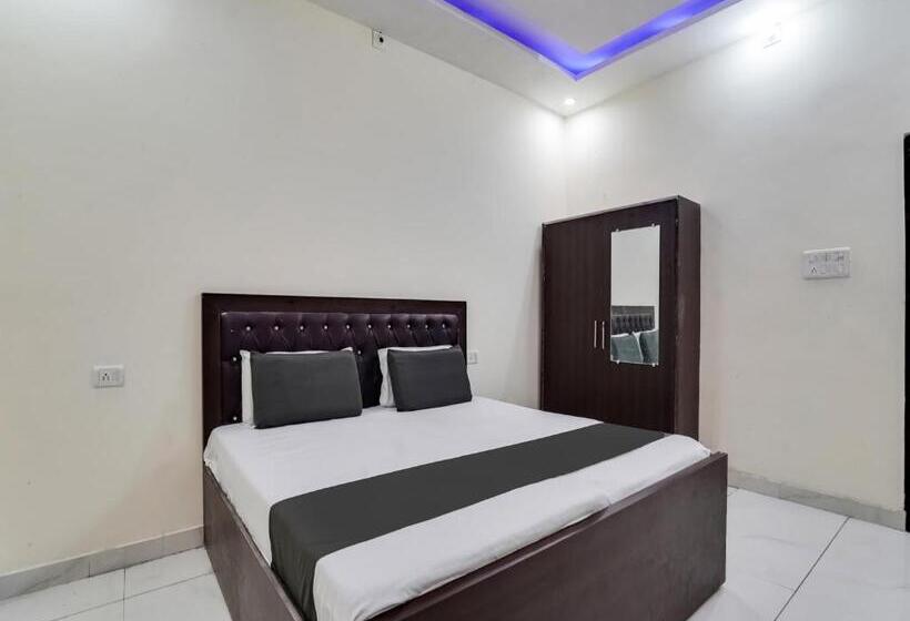 Номер Стандарт, Oyo Hotel R.r A Highway Inn