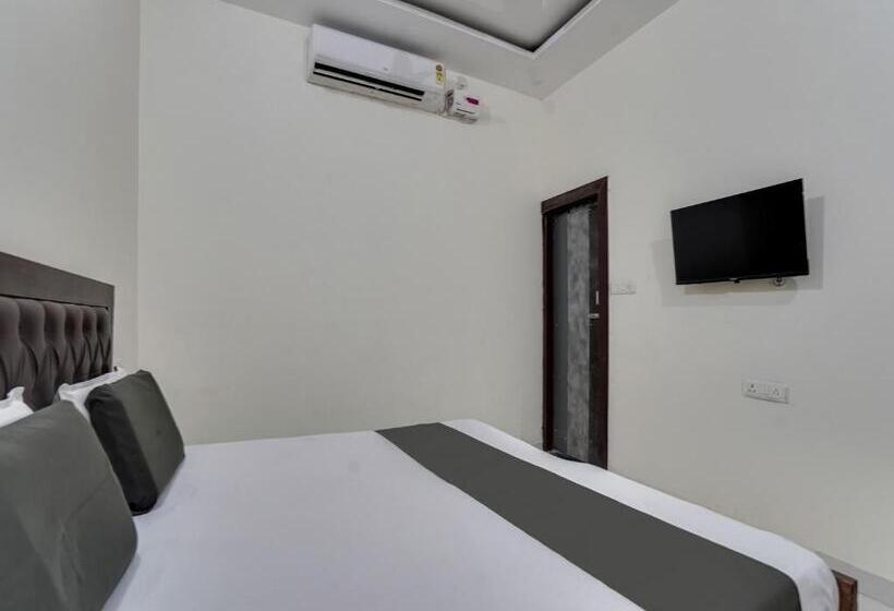 Номер Стандарт, Oyo Hotel R.r A Highway Inn