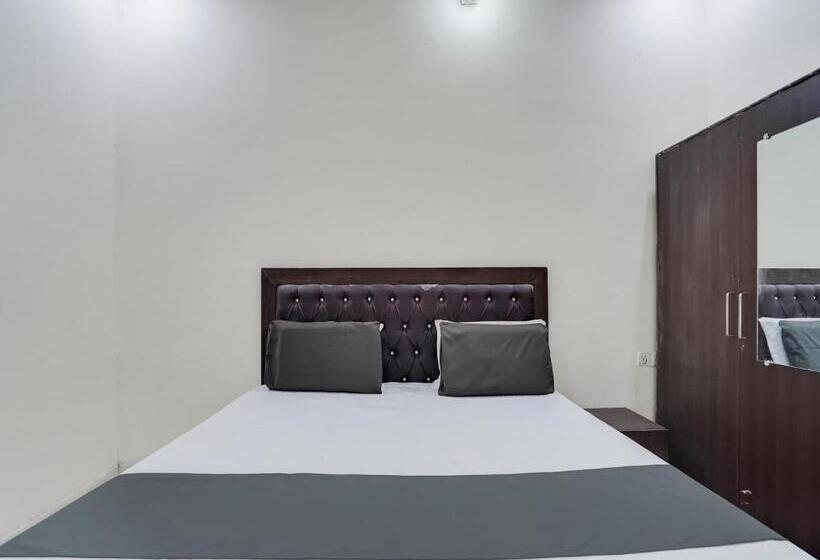Номер Стандарт, Oyo Hotel R.r  A Highway Inn