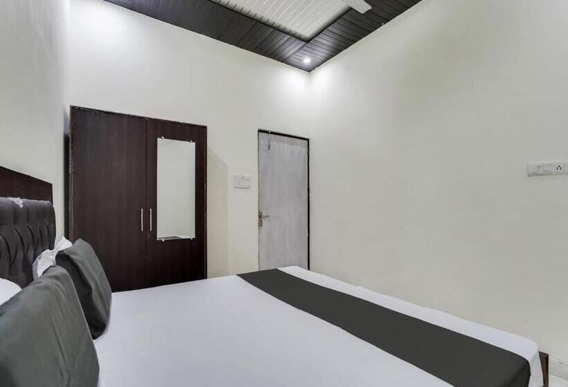 Номер Стандарт, Oyo Hotel R.r  A Highway Inn