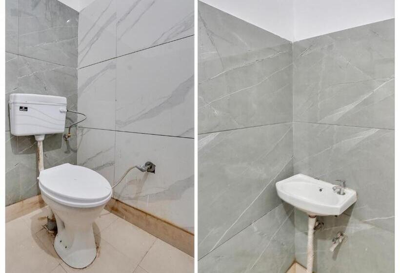 Номер Стандарт, Oyo Hotel R.r  A Highway Inn