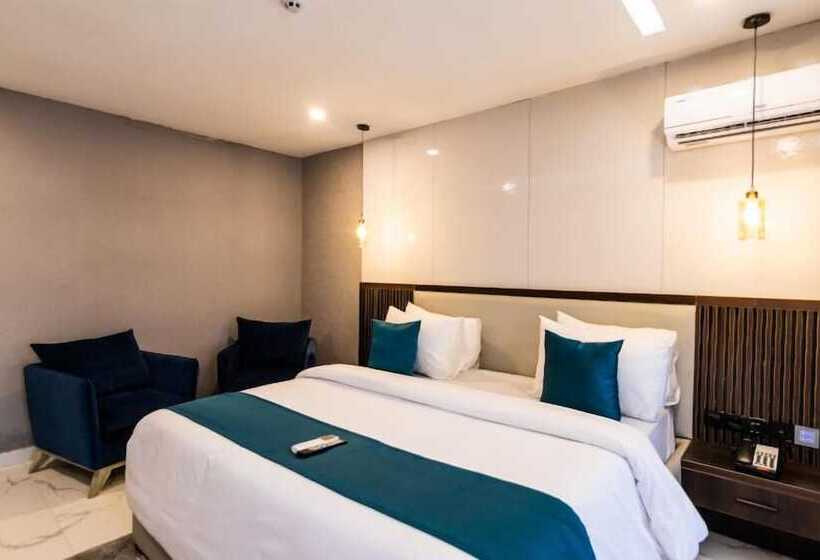 سوییت جونیور, Bon Hotel Nest Garki Ii