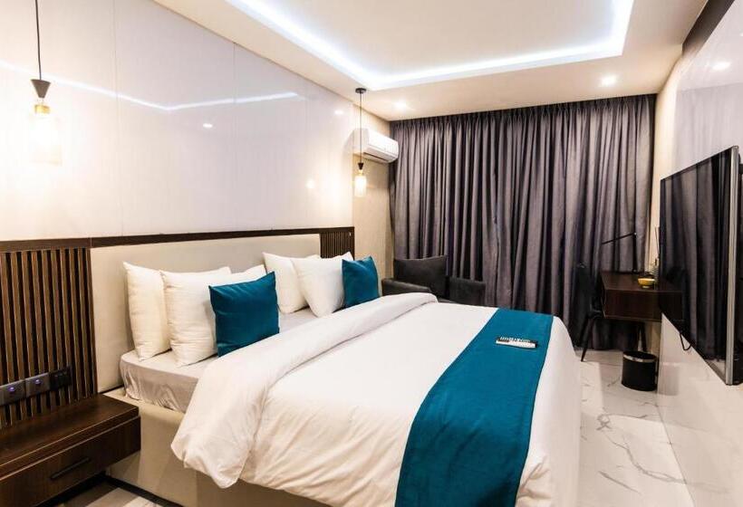 اتاق کلاسیک چهارنفره, Bon Hotel Nest Garki Ii