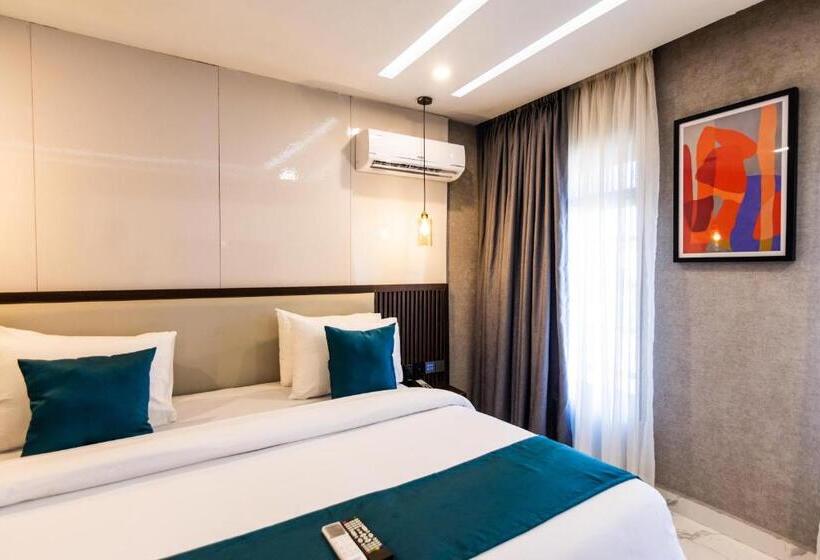 سوییت جونیور, Bon Hotel Nest Garki Ii