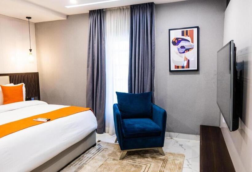 سوییت لوکس, Bon Hotel Nest Garki Ii