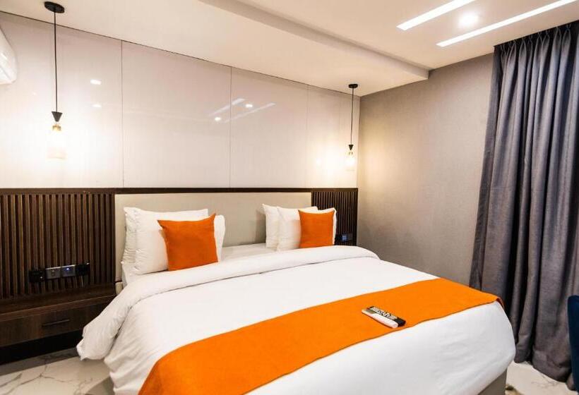 سوییت لوکس, Bon Hotel Nest Garki Ii