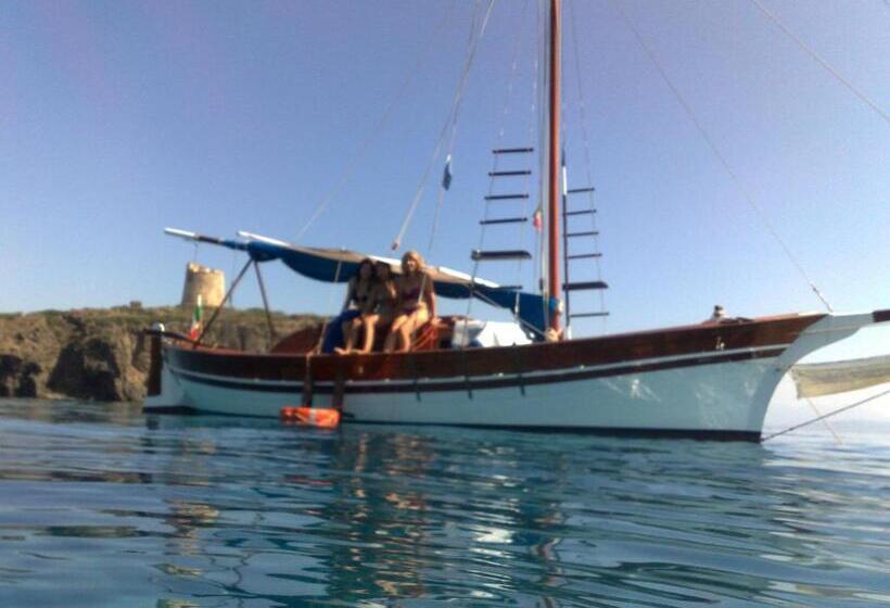 Номер Стандарт с Балконом, B&b La Pineta