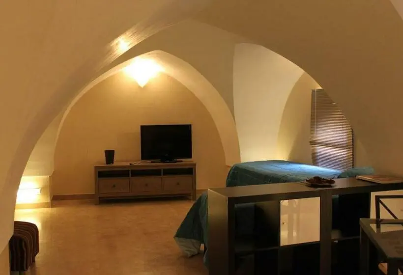 Standard Neljän Hengen Huone, Dimora Storica Casa Sicuro