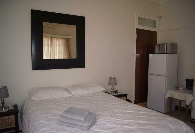 اتاق استاندارد, Emerald Bed&breakfast