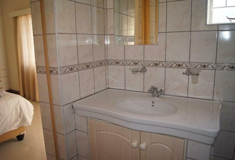 اتاق استاندارد, Emerald Bed&breakfast