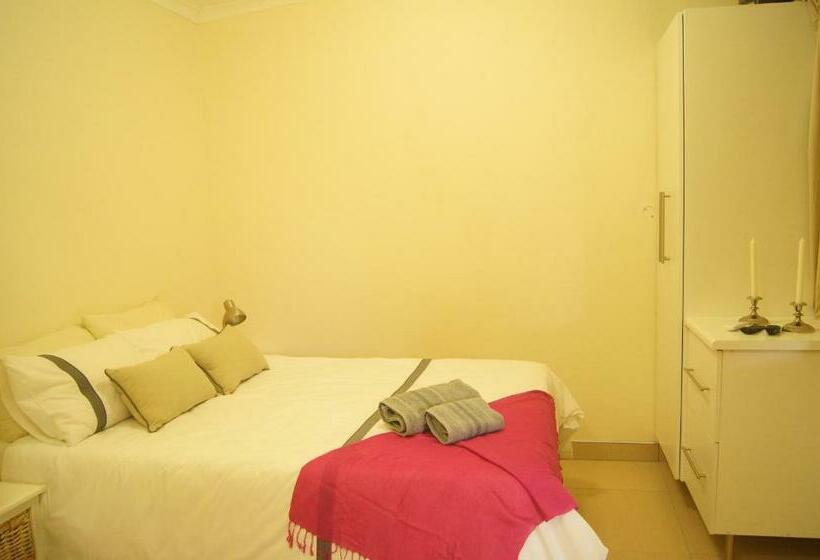 اتاق استاندارد, Emerald Bed&breakfast