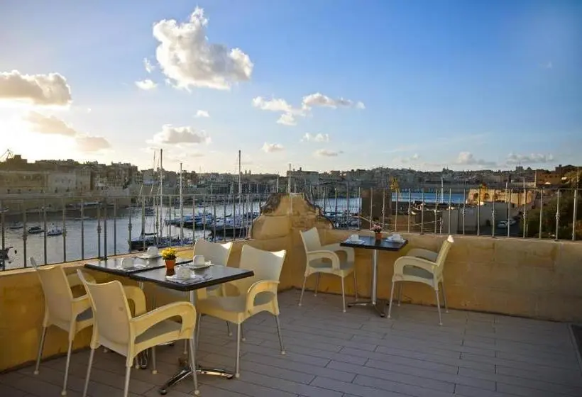 اتاق خانوادگی, Villa Del Porto