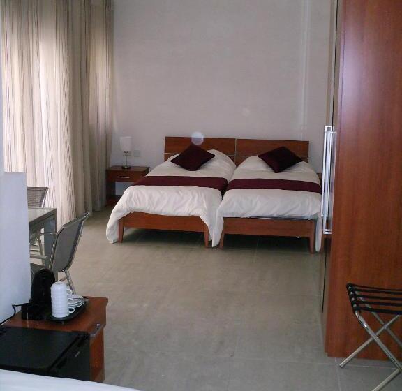 اتاق خانوادگی, Villa Del Porto