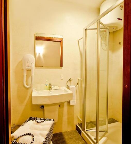 اتاق خانوادگی, Villa Del Porto