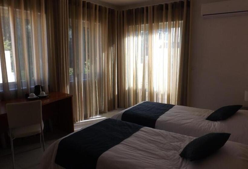 اتاق خانوادگی, Villa Del Porto