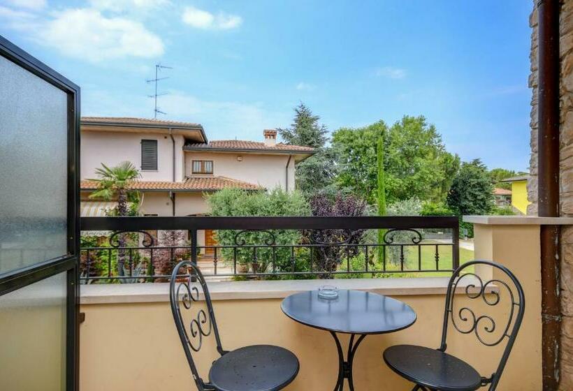 Номер Стандарт, Camere America B&b