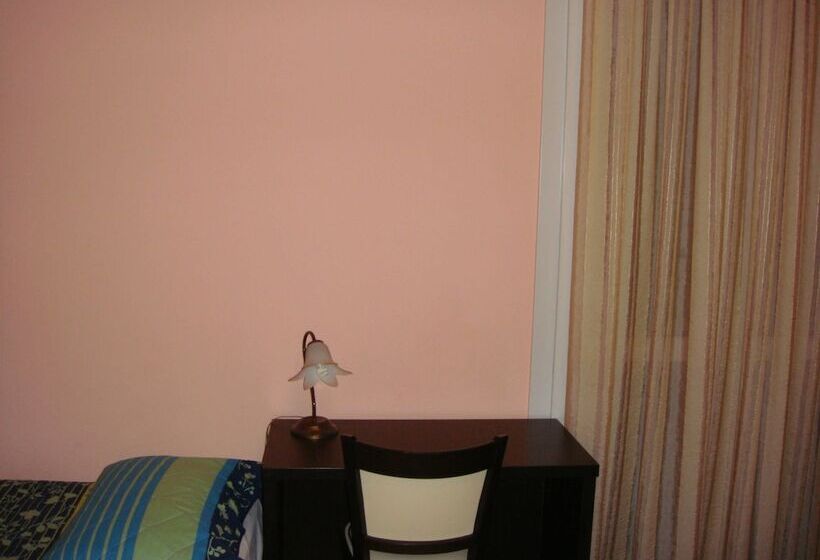 Номер Стандарт Трехместный, Camere America B&b