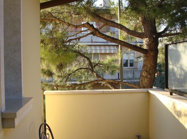 Номер Стандарт Трехместный, Camere America B&b