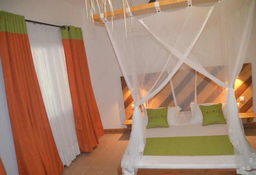 اتاق استاندارد, Antsanitia Resort