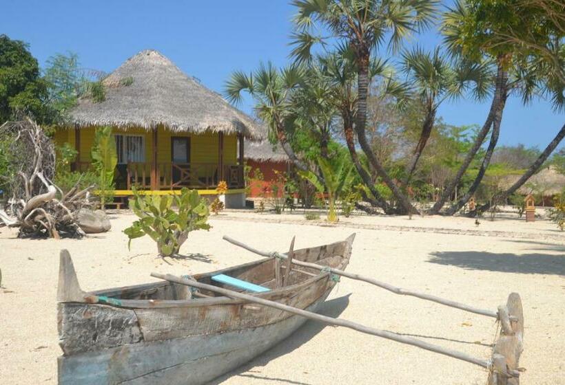 بانگلوی استاندارد, Antsanitia Resort