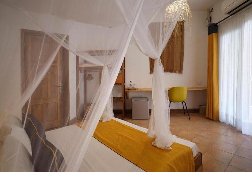 اتاق استاندارد, Antsanitia Resort