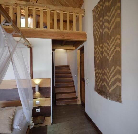 سوییت جونیور با چشمانداز دریا, Antsanitia Resort