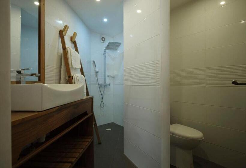 اتاق خانوادگی با چشمانداز باغ, Antsanitia Resort