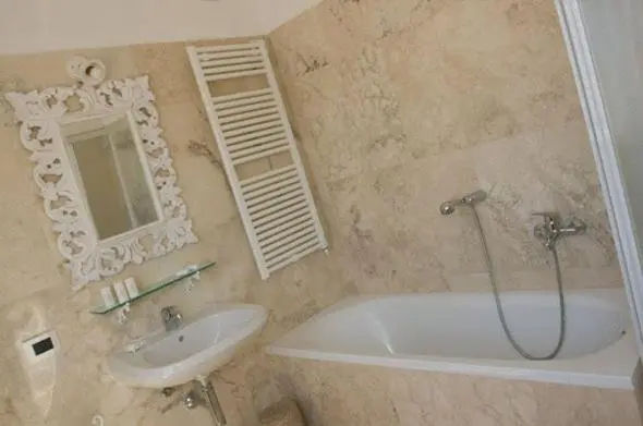 スタンダードルーム, Bagni Lido