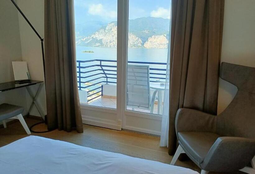 غرفة ديلوكس مطلة على البحيرة, Capri