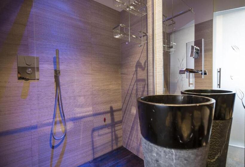 غرفة ديلوكس مطلة على البحيرة, Capri