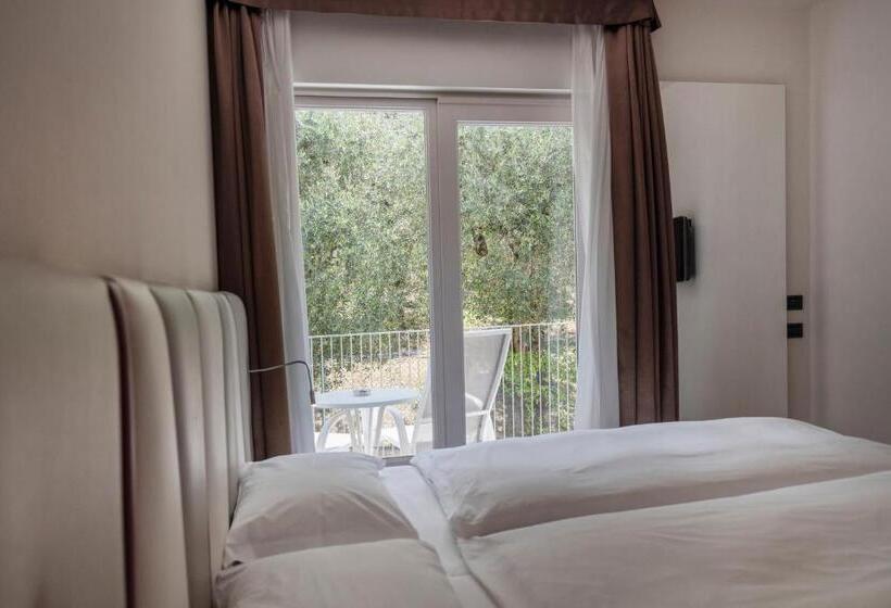 غرفة سوبيريور مطلة على الجبل, Capri