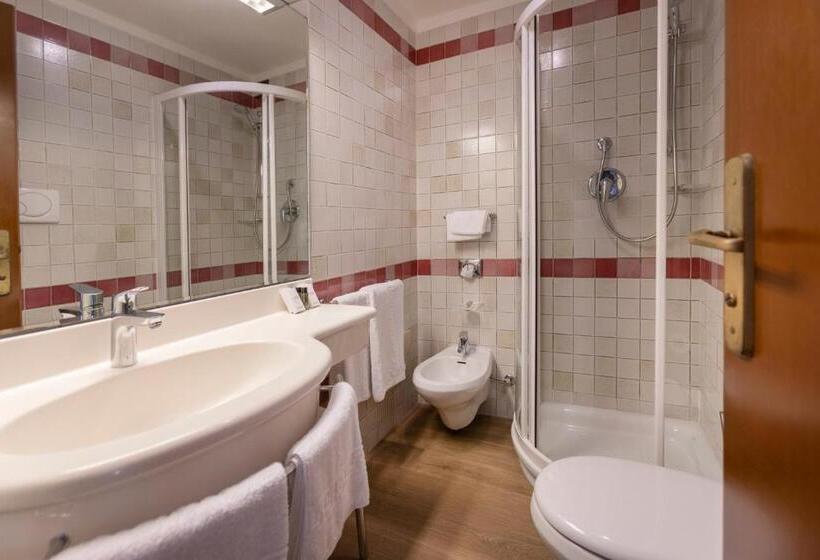 غرفة سوبيريور مطلة على الجبل, Capri