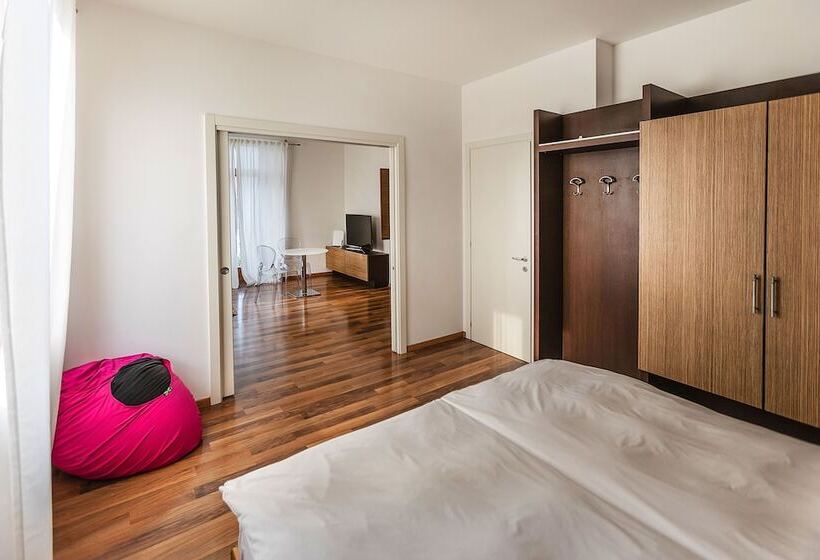 شقة كومفورت غرفة نوم واحدة, Capri