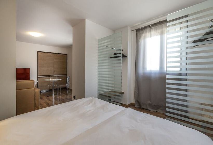 شقة كومفورت غرفة نوم واحدة, Capri