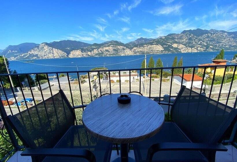 شقة كومفورت غرفة نوم واحدة, Capri