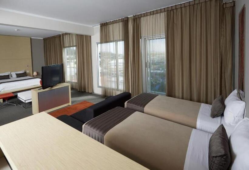 سوییت خانوادگی, Du Centre