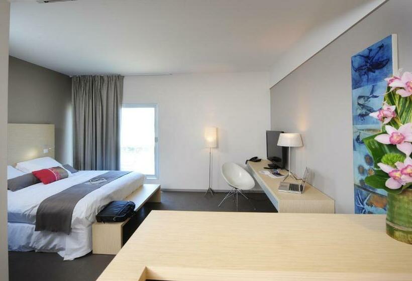 استودیوی سوپریور, Du Centre